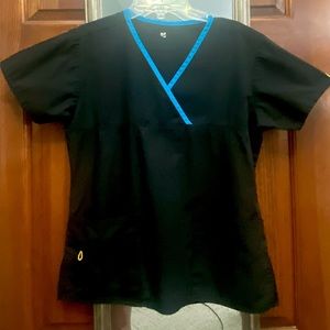 Wonder Wink Scrub Top